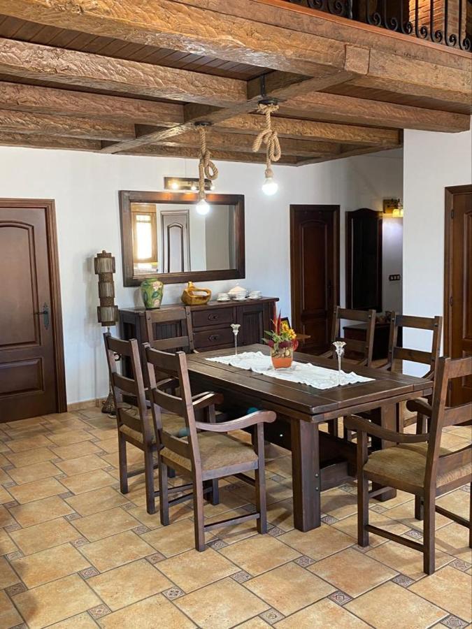 Casa Rural Montes De Trigo Херес-де-лос-Кабальєрос Екстер'єр фото