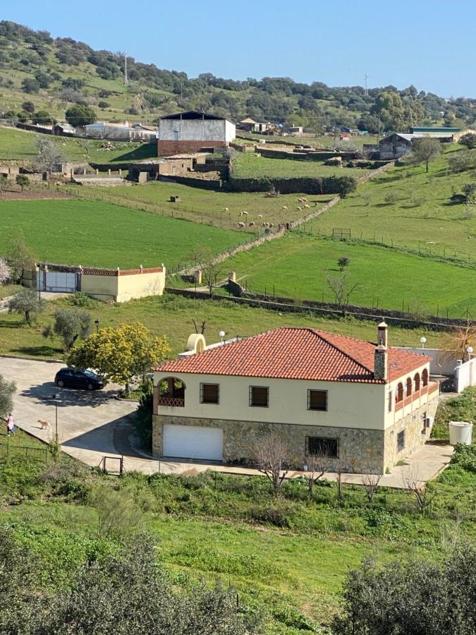 Casa Rural Montes De Trigo Херес-де-лос-Кабальєрос Екстер'єр фото
