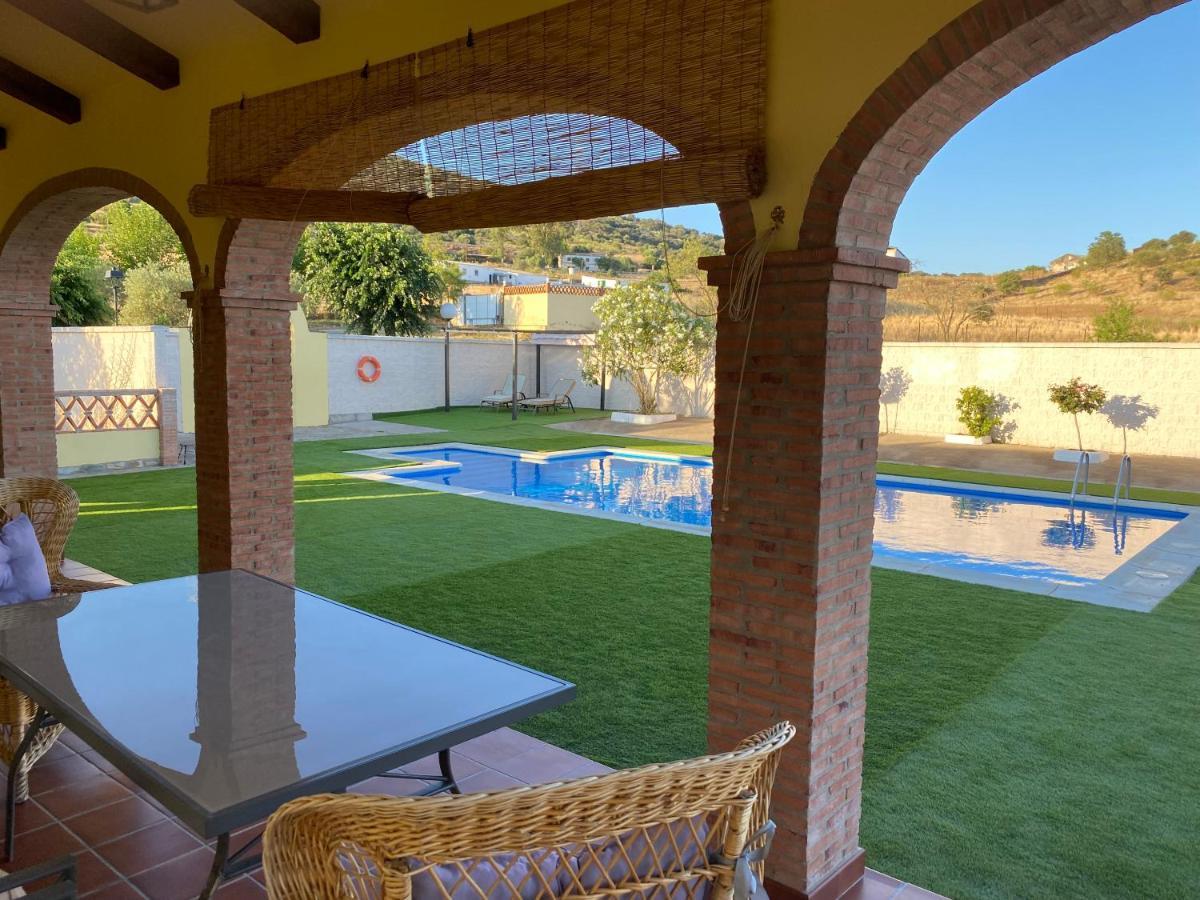 Casa Rural Montes De Trigo Херес-де-лос-Кабальєрос Екстер'єр фото